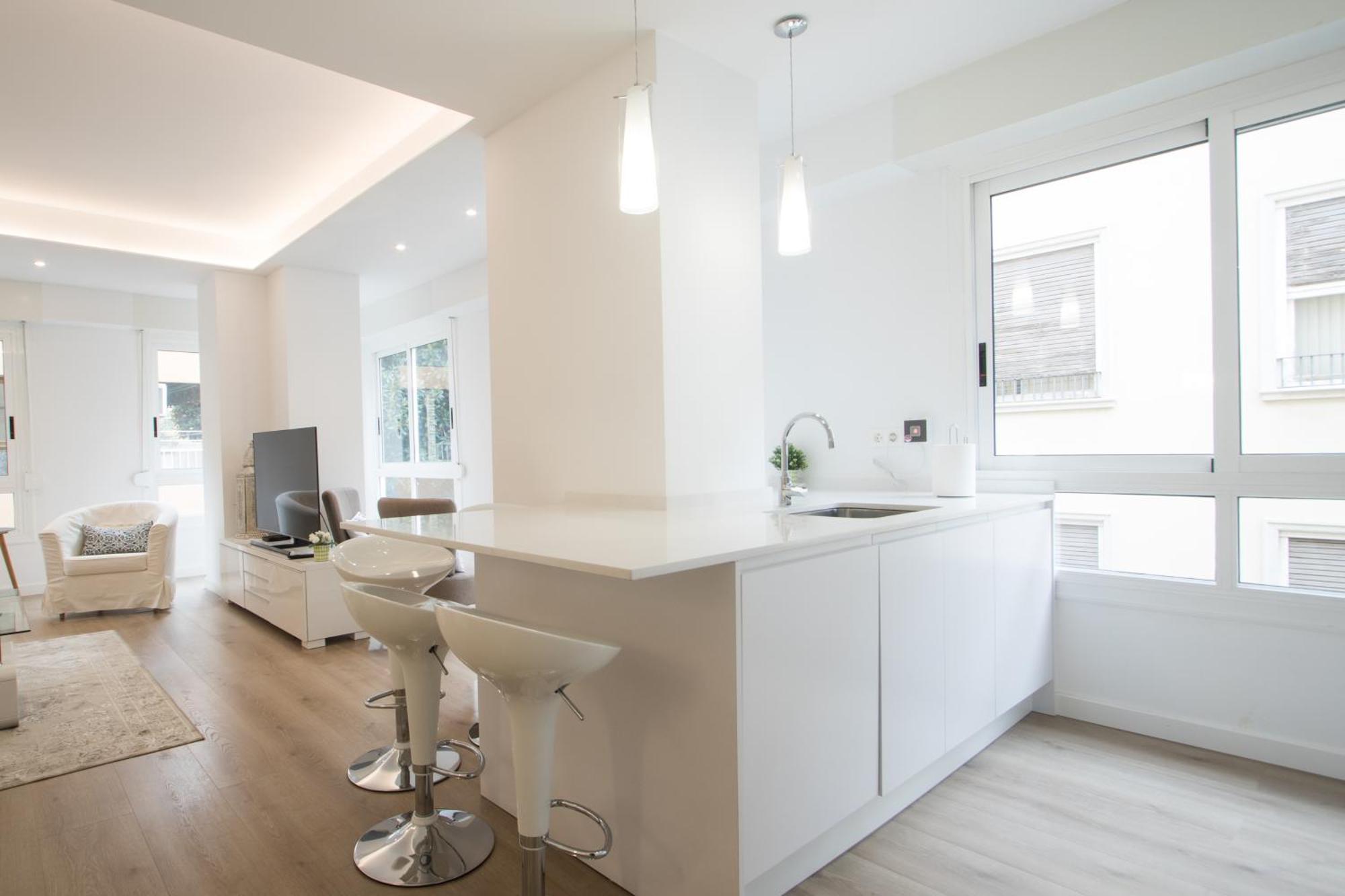 4 Bedroom/3 Baths W/ Ac In Near Beach! Alicante Exterior foto